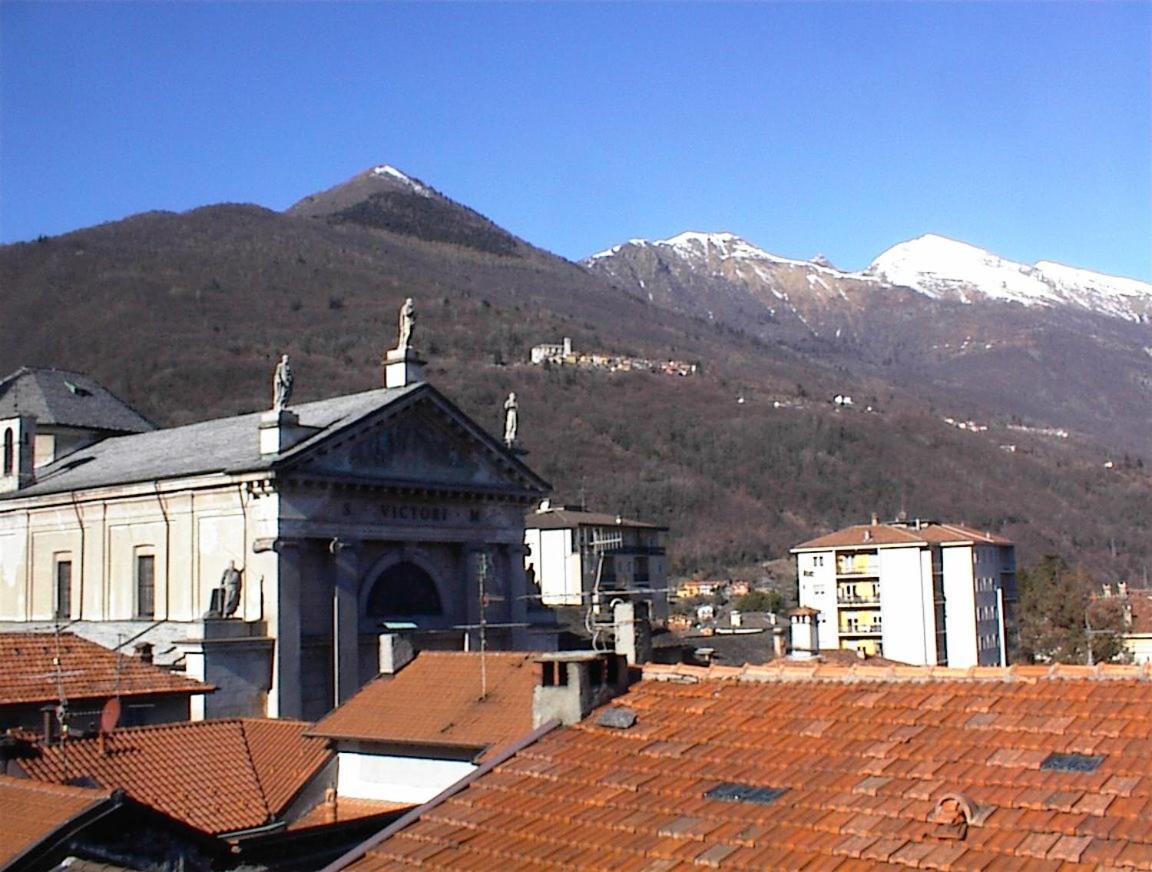 Cannobio Medievale 2 Bagian luar foto